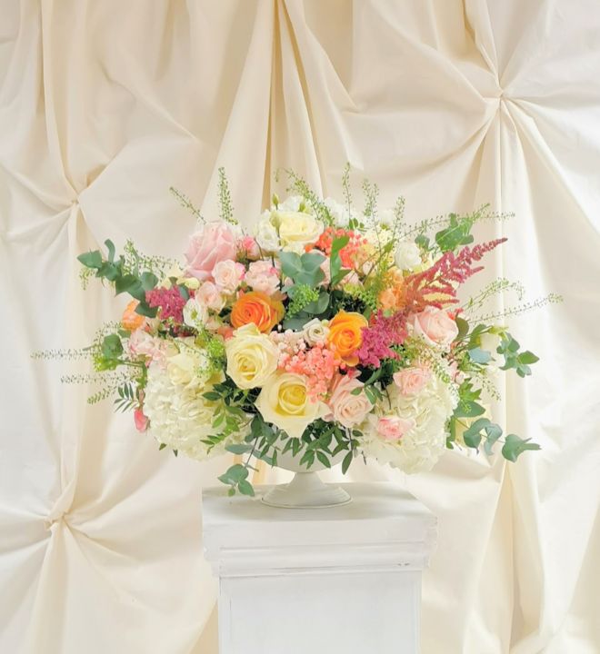 Recette florale prête à l'emploi : composition sur colonne